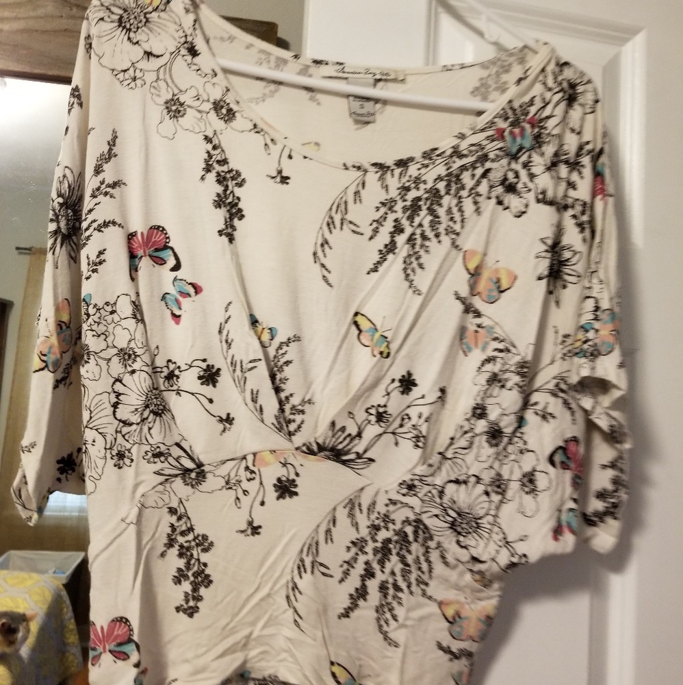 Top - Picture 3 of 4